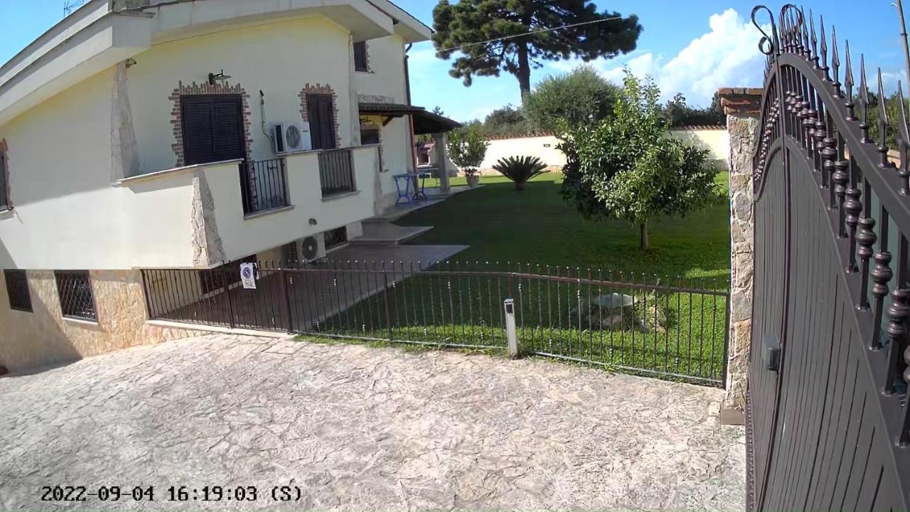 Gold House Luxury Anzio Villa Luaran gambar