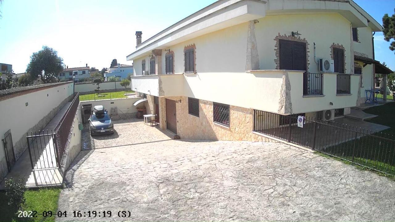 Gold House Luxury Anzio Villa Luaran gambar
